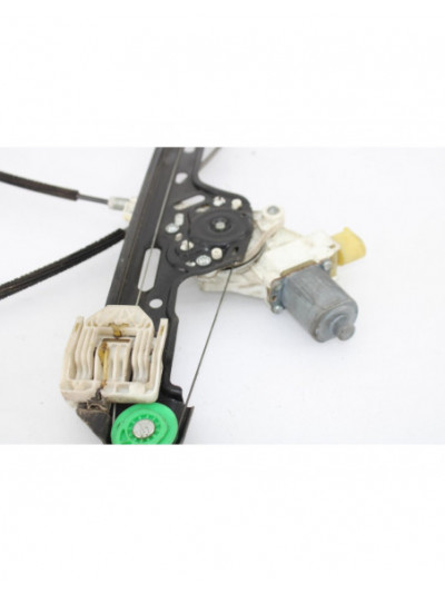 Recambio de elevalunas delantero derecho para bmw serie 1 berlina (e81/e87) 120d referencia OEM IAM 7067796