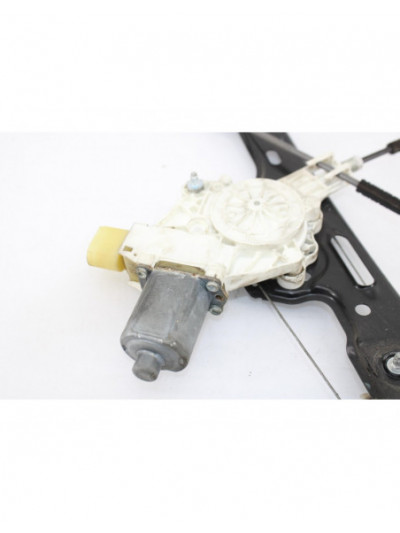 Recambio de elevalunas delantero derecho para bmw serie 1 berlina (e81/e87) 120d referencia OEM IAM 7067796