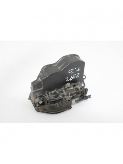 Recambio de cerradura puerta trasera derecha para bmw serie 1 berlina (e81/e87) 120d referencia OEM IAM 7167076