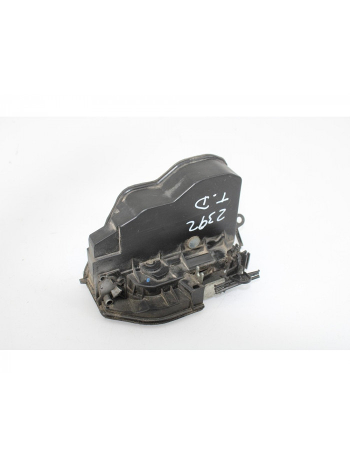 Recambio de cerradura puerta trasera derecha para bmw serie 1 berlina (e81/e87) 120d referencia OEM IAM 7167076