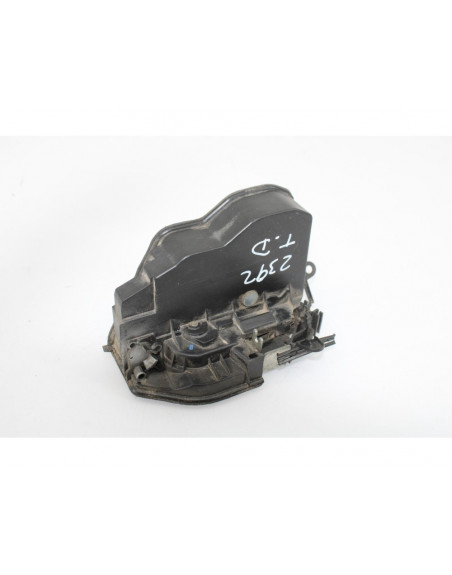 Recambio de cerradura puerta trasera derecha para bmw serie 1 berlina (e81/e87) 120d referencia OEM IAM 7167076