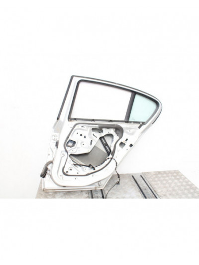 Recambio de puerta trasera derecha para bmw serie 1 berlina (e81/e87) 120d referencia OEM IAM 2392GRIS