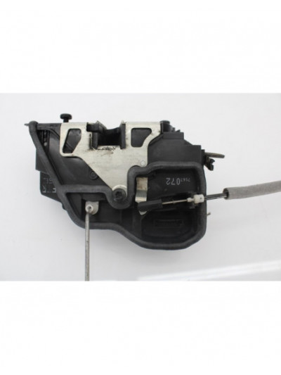 Recambio de cerradura puerta delantera derecha para bmw serie 1 berlina (e81/e87) 118d referencia OEM IAM 7167072