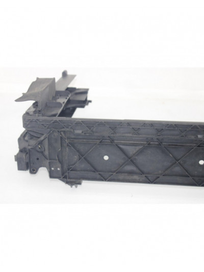 Recambio de soporte radiadores para bmw serie 5 lim. (f10) 520d referencia OEM IAM 17107804617
