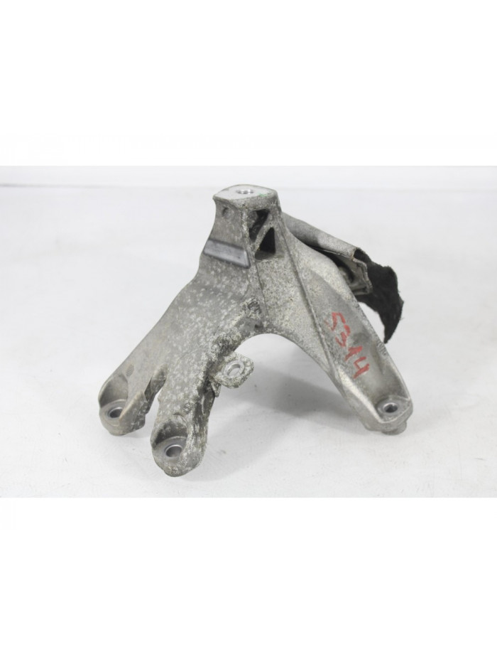 Soporte motor AUDI A4 B8 2.0 TDI 136CV 100KW 2010