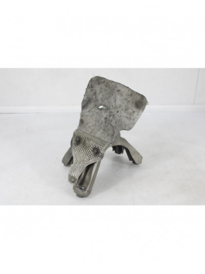 Soporte motor AUDI A4 B8 2.0 TDI 136CV 100KW 2010