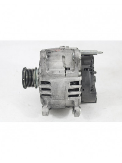 Alternador AUDI A4 B8 2.0 TDI 2010