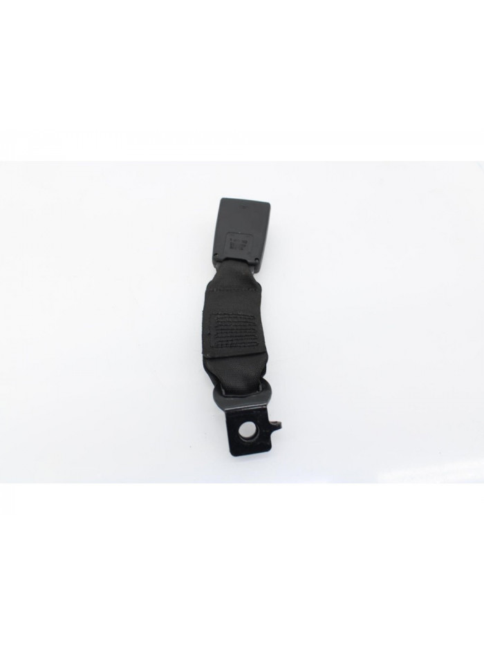 Anclaje cinturón trasero BMW X3 2.0d 2006