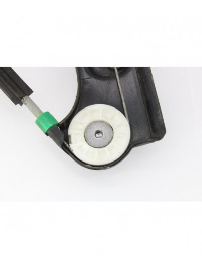 Elevalunas delantero derecho BMW X3 2.0d 2006