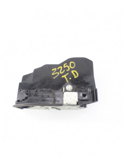 Recambio de cerradura puerta trasera derecha para bmw x3 (e83) 2.0d referencia OEM IAM