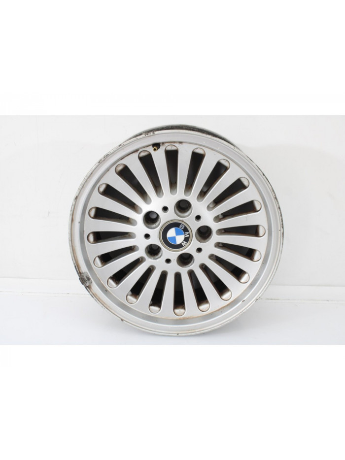 Recambio de llanta para bmw serie 5 berlina (e39) 525tds referencia OEM IAM 10922099