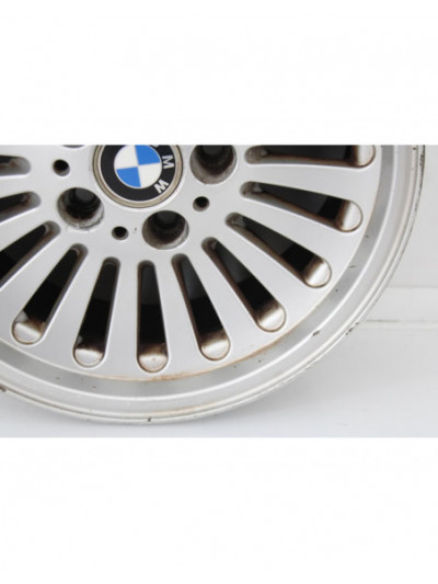 Recambio de llanta para bmw serie 5 berlina (e39) 525tds referencia OEM IAM 10922099