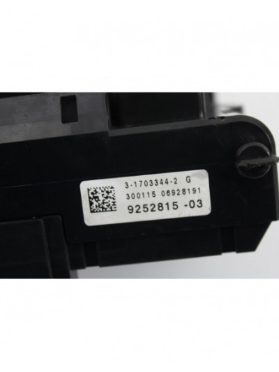 Caja reles / fusibles BMW SERIE 5 LIM. 520d 2015