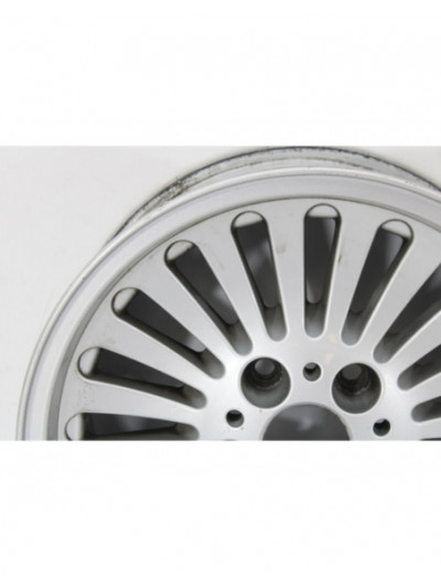 Recambio de llanta para bmw serie 5 berlina (e39) 525tds referencia OEM IAM 109220940764