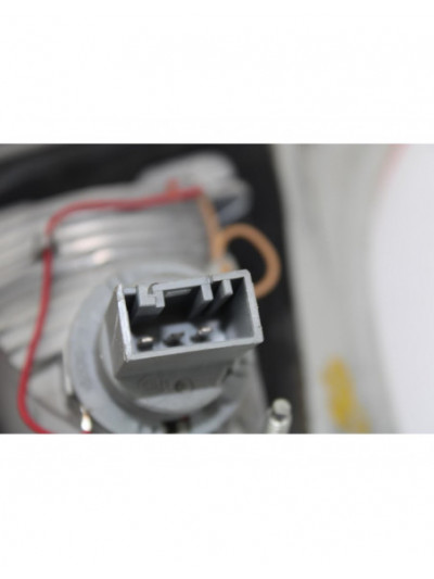 Recambio de piloto trasero derecho interior para bmw x6 (e71) 3.0 turbodiesel cat referencia OEM IAM T.D.