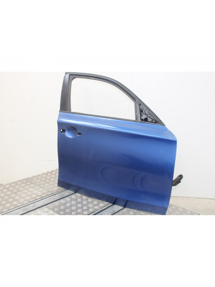Puerta delantera derecha BMW SERIE 1 BERLINA 116d 2011