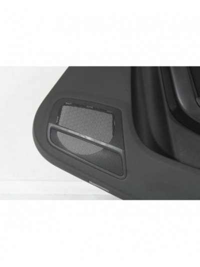 Guarnecido puerta trasera derecha AUDI A4 B8 2.0 TDI 2010