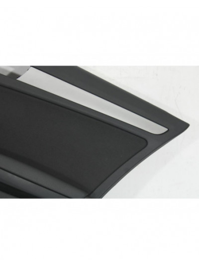 Guarnecido puerta trasera derecha AUDI A4 B8 2.0 TDI 2010