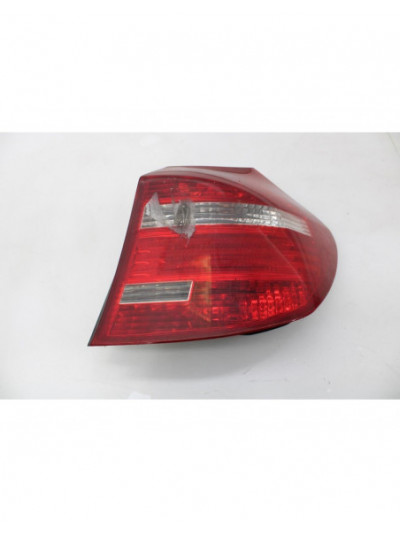 Recambio de piloto trasero derecho para bmw serie 1 berlina (e81/e87) 116d referencia OEM IAM 716495605