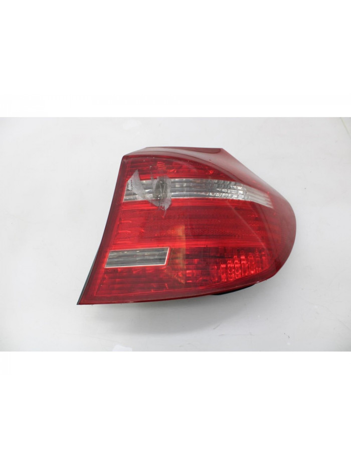 Piloto trasero derecho BMW SERIE 1 BERLINA 116d 2009
