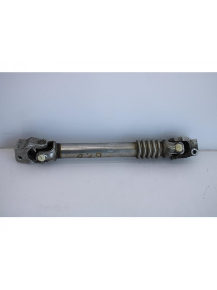 Eje inferior columna direccion BMW SERIE 1 BERLINA 116d 2010