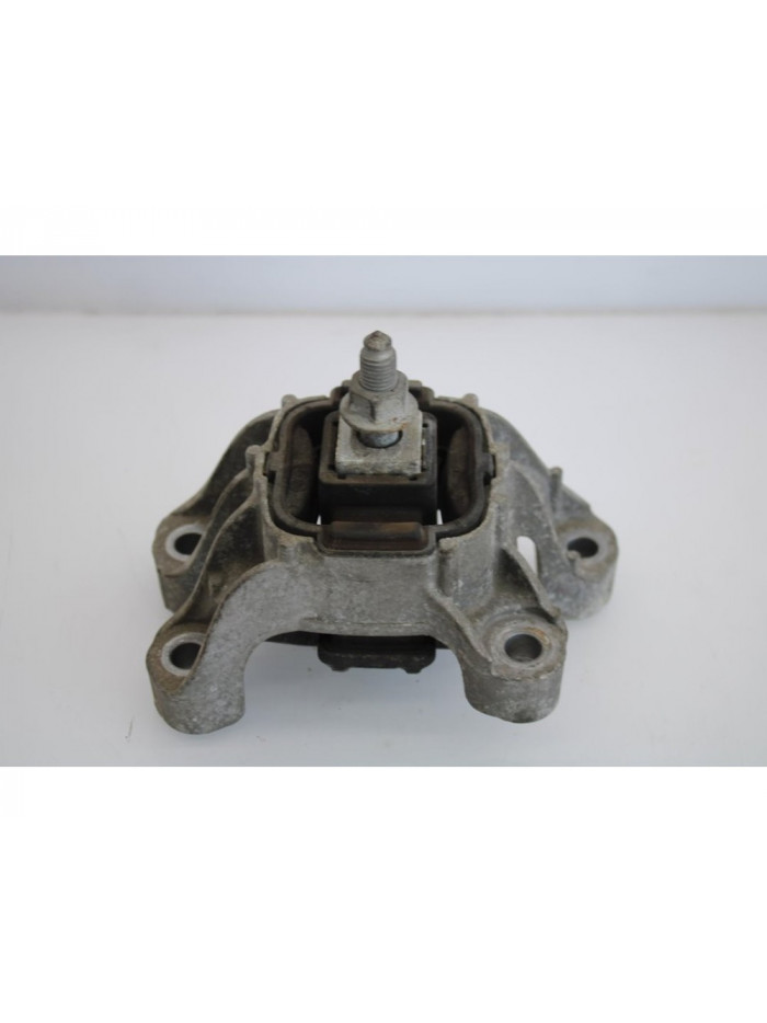 Soporte motor derecho BMW R56 Cooper D 109CV 80KW 2009