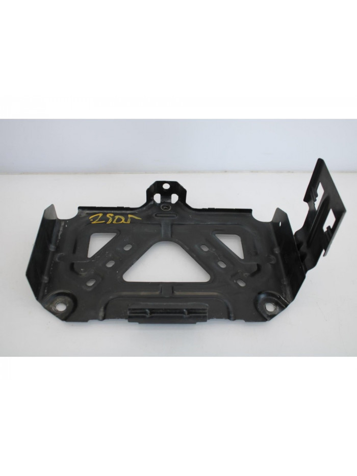 Soporte batería BMW R56 Cooper D 109CV 80KW 2009