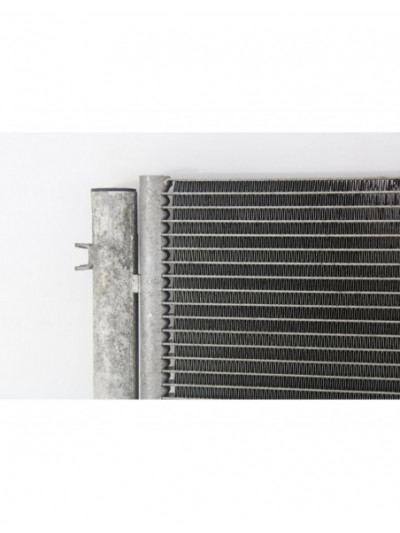 Condensador / radiador aire acondicionado BMW SERIE 1 BERLINA 118d 2006