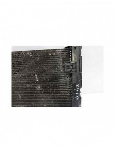 Condensador / radiador aire acondicionado BMW SERIE 1 BERLINA 120d 2007