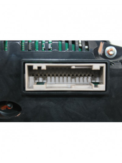 Cuadro instrumentos AUDI A4 B8 2.0 TDI 2010