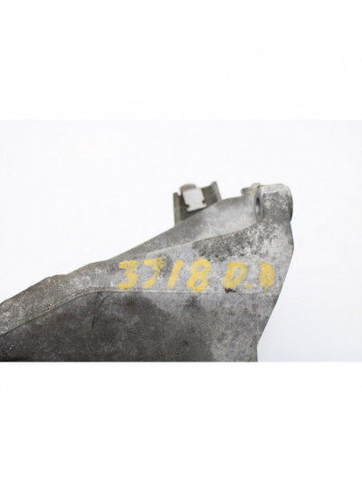 Soporte BMW SERIE 1 BERLINA 116d 116CV 85KW 2011