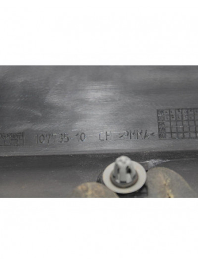 Recambio de molduras traseras para bmw r56 cooper referencia OEM IAM 51137146102
