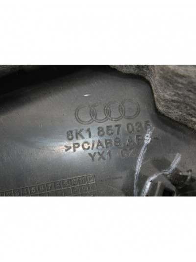Guantera AUDI A4 B8 2.0 TDI 2010