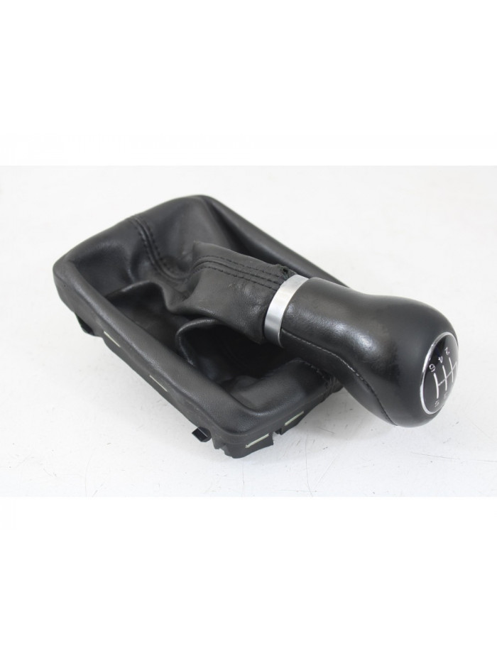 Funda palanca de cambio AUDI A4 B8 2.0 TDI 2010