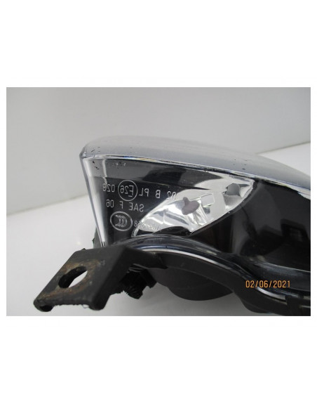 Recambio de faro antiniebla derecho para bmw serie 3 berlina (e90) 318d referencia OEM IAM 17003702