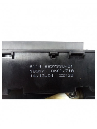 Caja reles / fusibles BMW SERIE 5 BERLINA 525d 2005