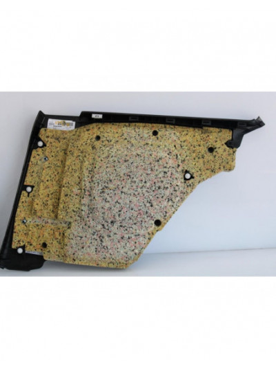 Guarnecido puerta trasera izquierda BMW SERIE 1 BERLINA 116d 2010