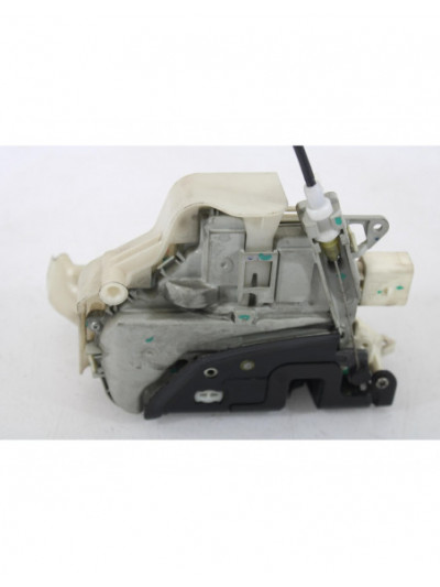 Cerradura puerta delantera izquierda AUDI A4 B8 2.0 TDI 2010