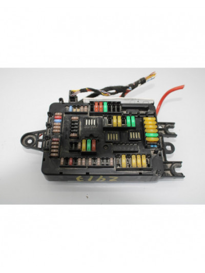 Recambio de caja reles / fusibles para bmw serie 1 lim. 5-trg. (f20) 116d referencia OEM IAM 938907001