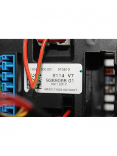 Recambio de caja reles / fusibles para bmw serie 1 lim. 5-trg. (f20) 116d referencia OEM IAM 938906801