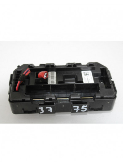 Recambio de caja reles / fusibles para bmw serie 2 coupe (f22) 218d m sport referencia OEM IAM 9389068
