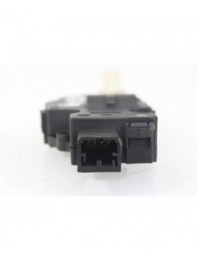 Motor apertura trampillas climatizador AUDI A4 B8 2.0 TDI 2010