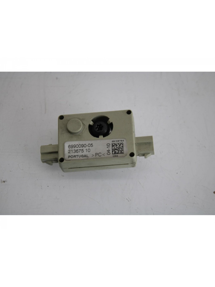 AMPLIFICADOR ANTENA BMW MINI CLUBMAN COOPER D 2010 REF. BMW MINI CLUBMAN COOPER D 2010 REF. BMW MINI CLUBMAN Cooper D 2010