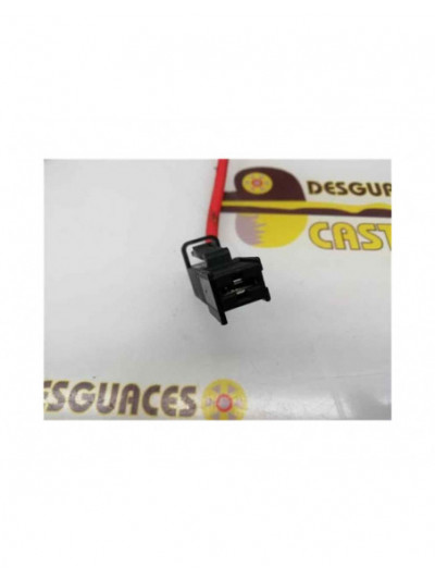 Recambio de cable positivo bateria para bmw serie 1 berlina (e81/e87) 2.0 turbodiesel cat referencia OEM IAM 692971508