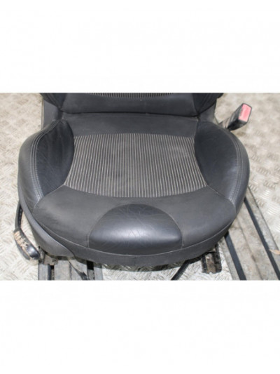 Asiento delantero derecho BMW MINI CLUBMAN Cooper D 2010