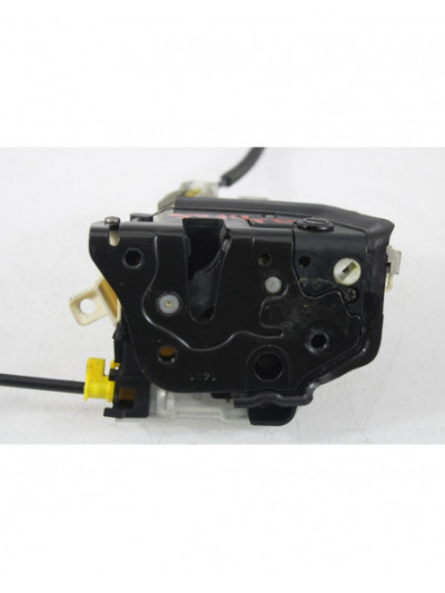 Cerradura puerta trasera derecha AUDI A4 B8 2.0 TDI 2010