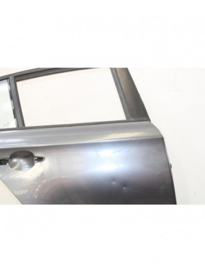 Puerta trasera derecha BMW SERIE 1 BERLINA 118d 2004