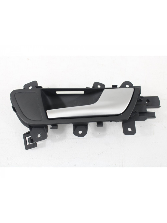 Maneta interior trasera derecha AUDI A4 B8 2.0 TDI 2010