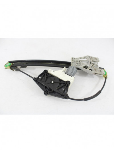 Elevalunas trasero derecho AUDI A4 B8 2.0 TDI 2010