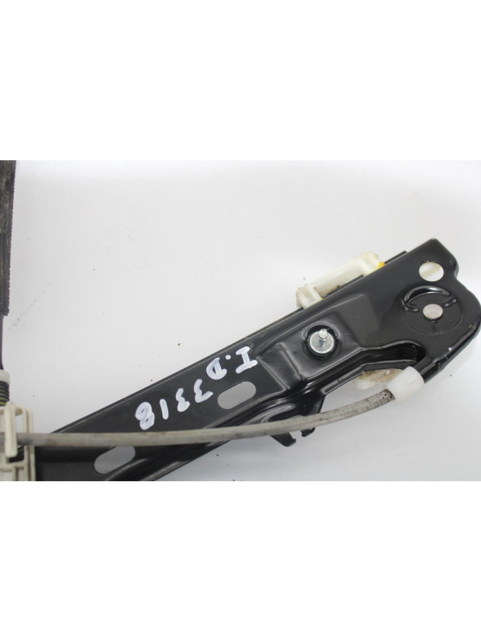 Recambio de elevalunas delantero izquierdo para bmw serie 1 berlina (e81/e87) 116d referencia OEM IAM 7067795